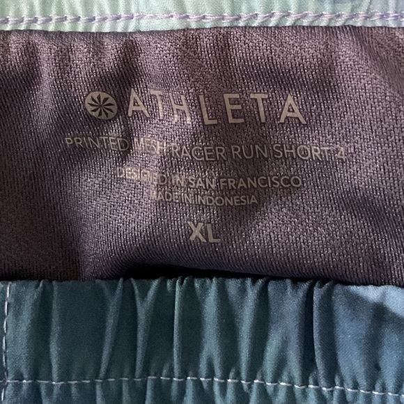 AthletaMulticolor Racer Mid Rise Athletic Shorts - Picture 6 of 7